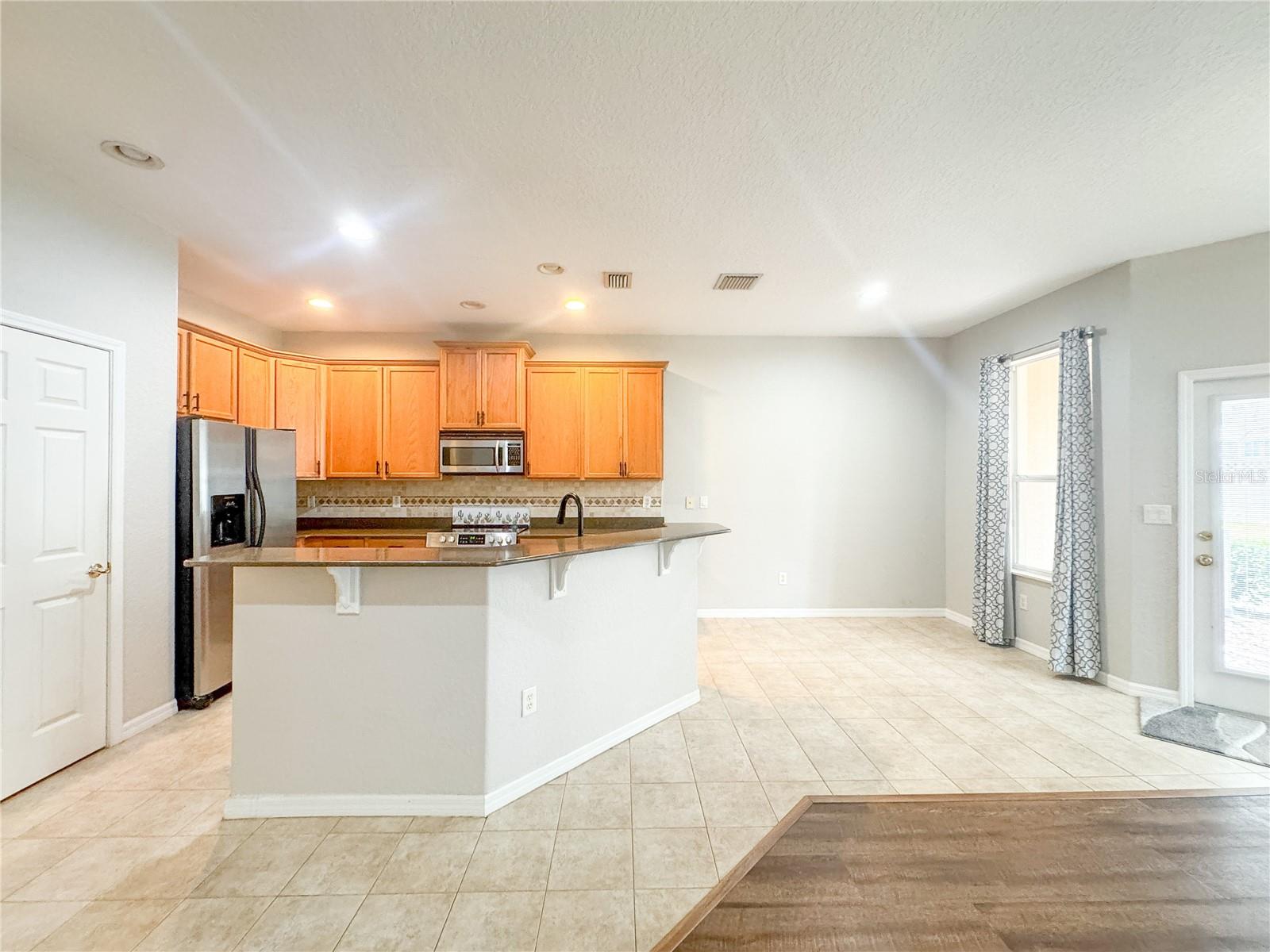 Image 7 of 24 For 27010 Cool Stream Lane