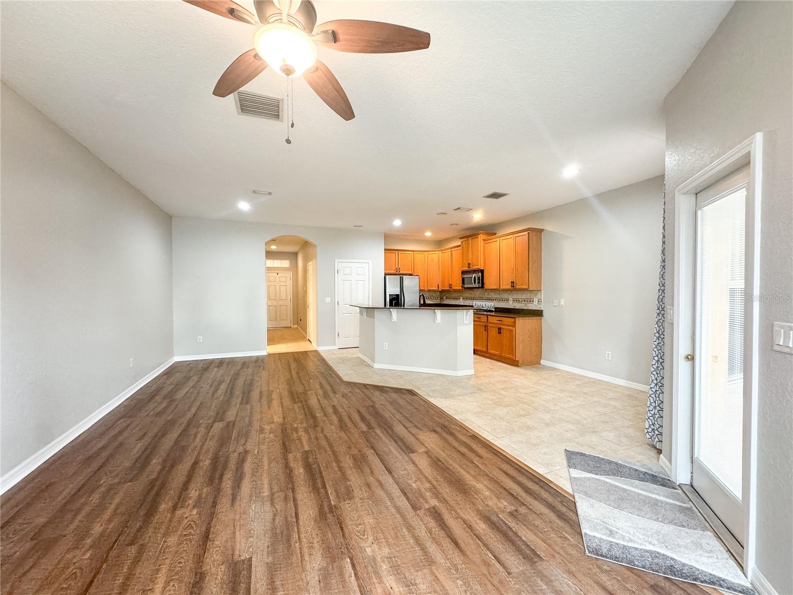 Image 8 of 24 For 27010 Cool Stream Lane