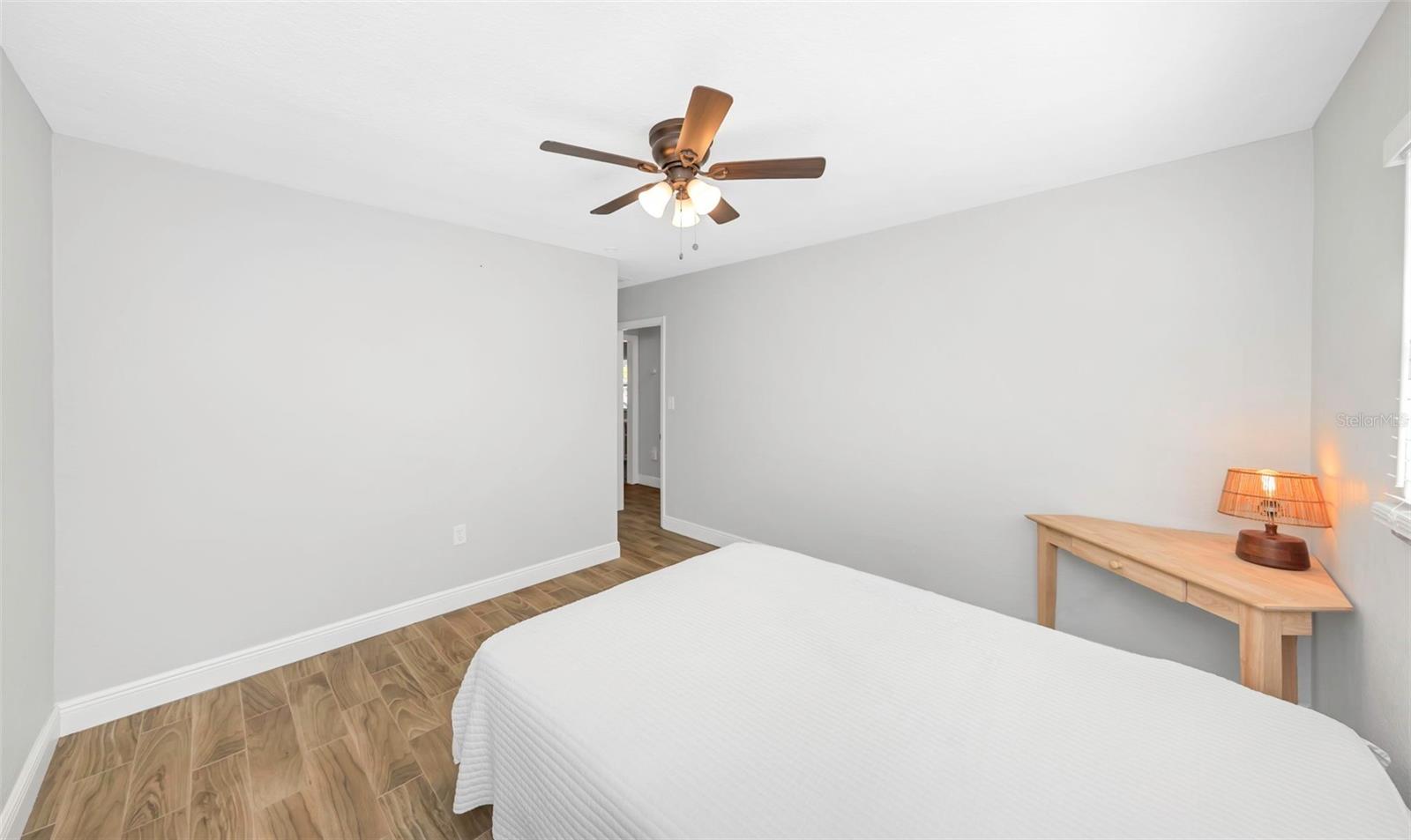 Image 14 of 29 For 1010 Emerson Drive