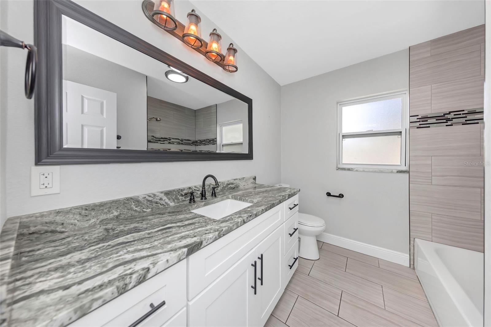 Image 15 of 29 For 1010 Emerson Drive