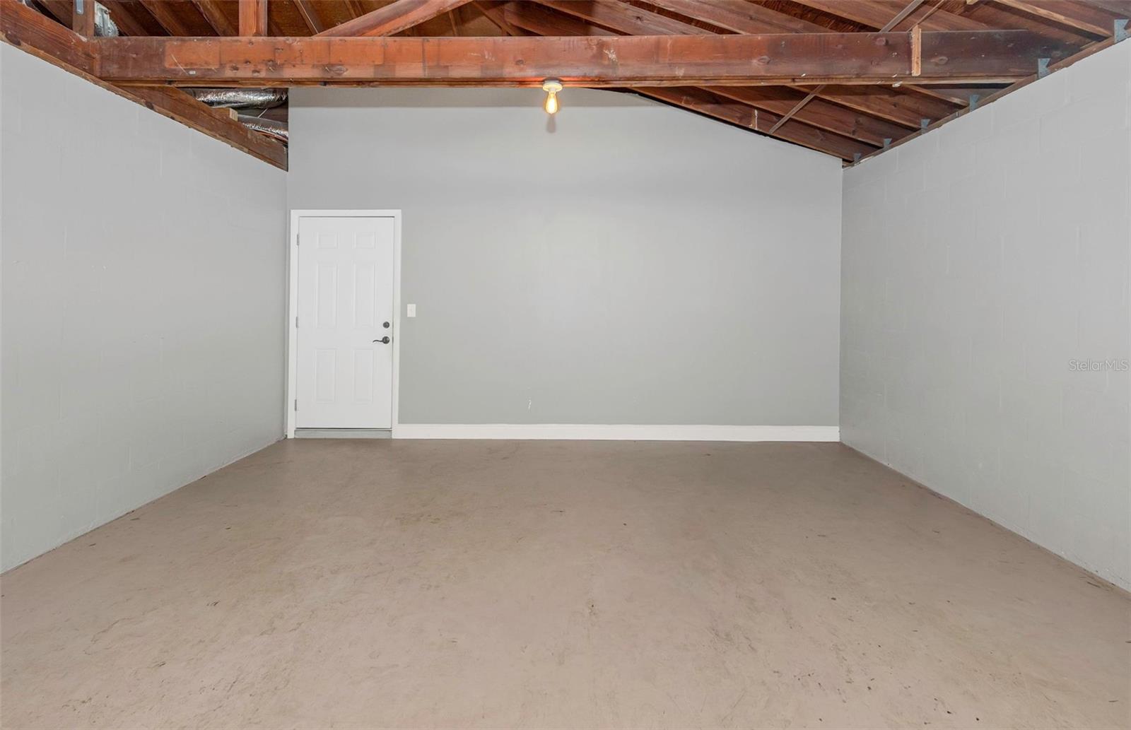 Image 22 of 29 For 1010 Emerson Drive