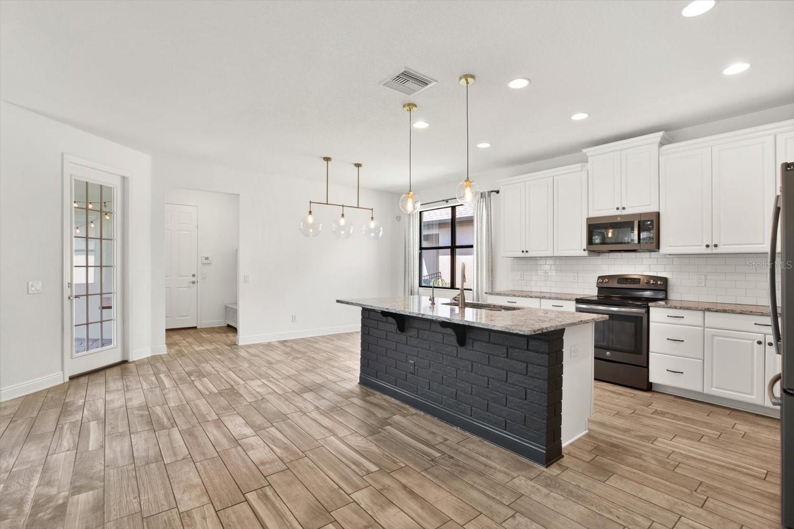 Image 12 of 45 For 3023 Riders Pass