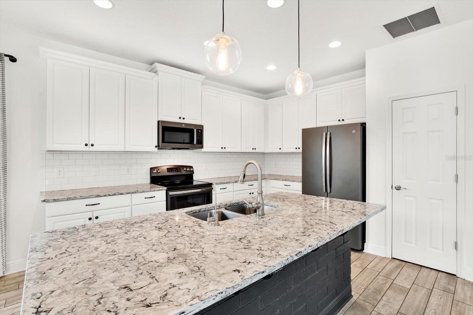 Image 13 of 45 For 3023 Riders Pass