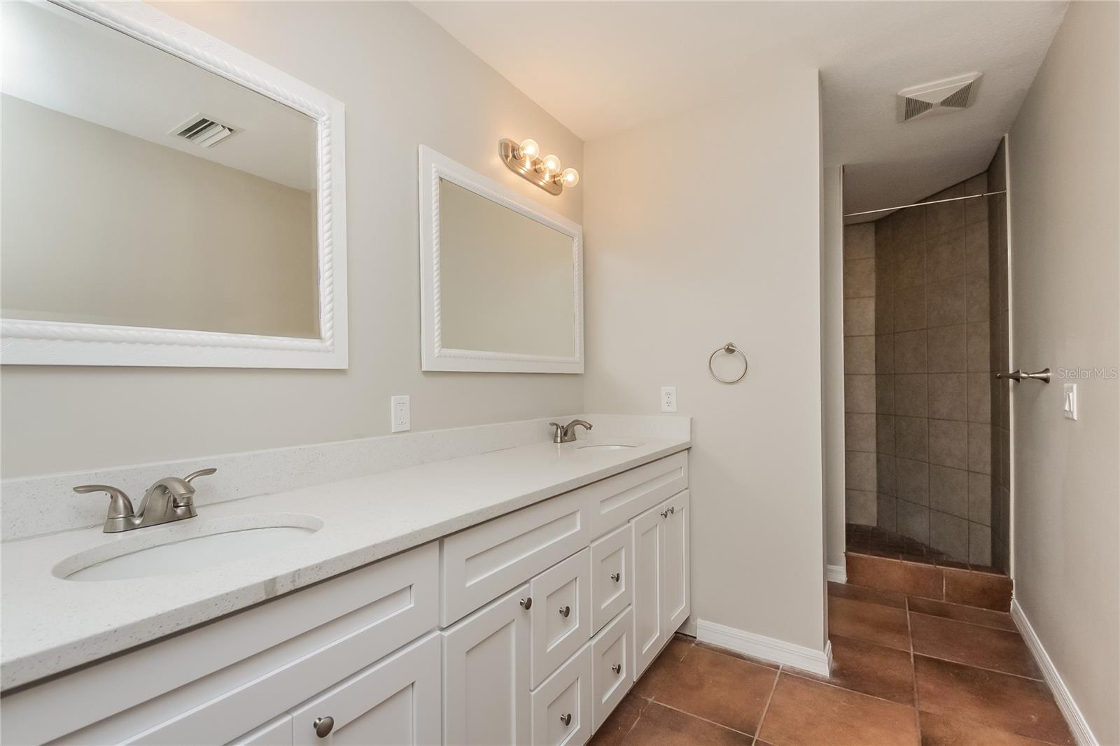 Image 10 of 16 For 604 Prairie Lake Drive