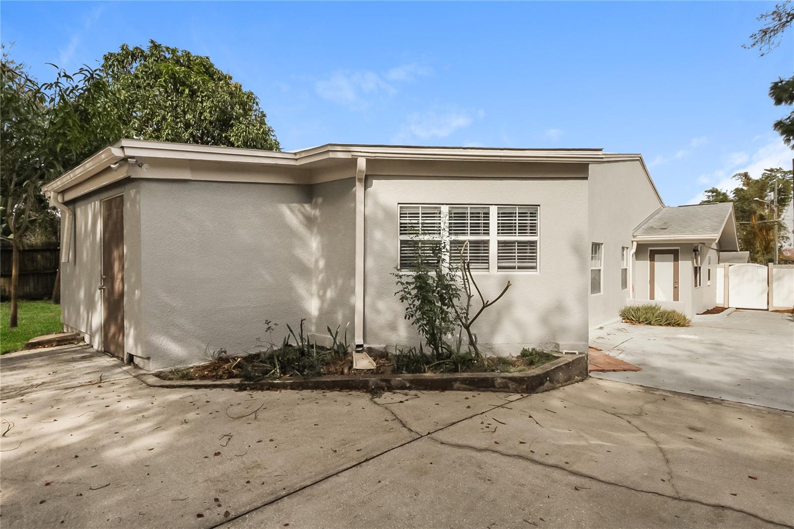 Image 14 of 16 For 604 Prairie Lake Drive