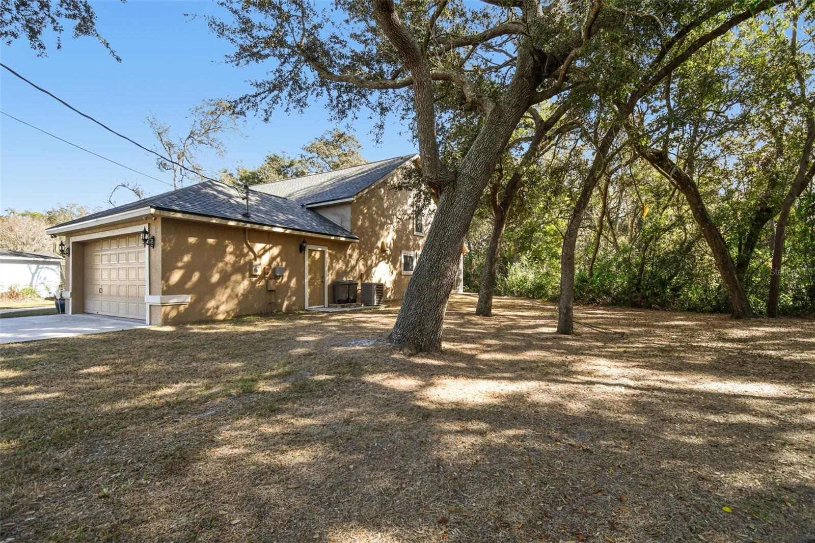 Image 42 of 46 For 12715 Linda Drive