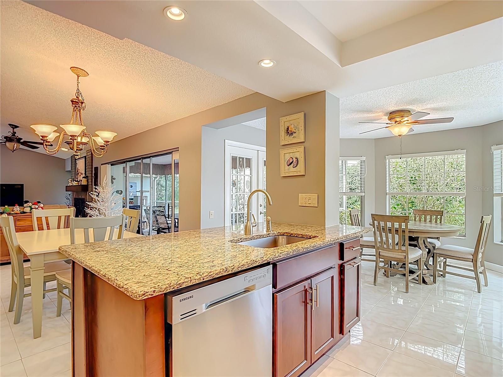 Image 17 of 44 For 3619 Player Drive