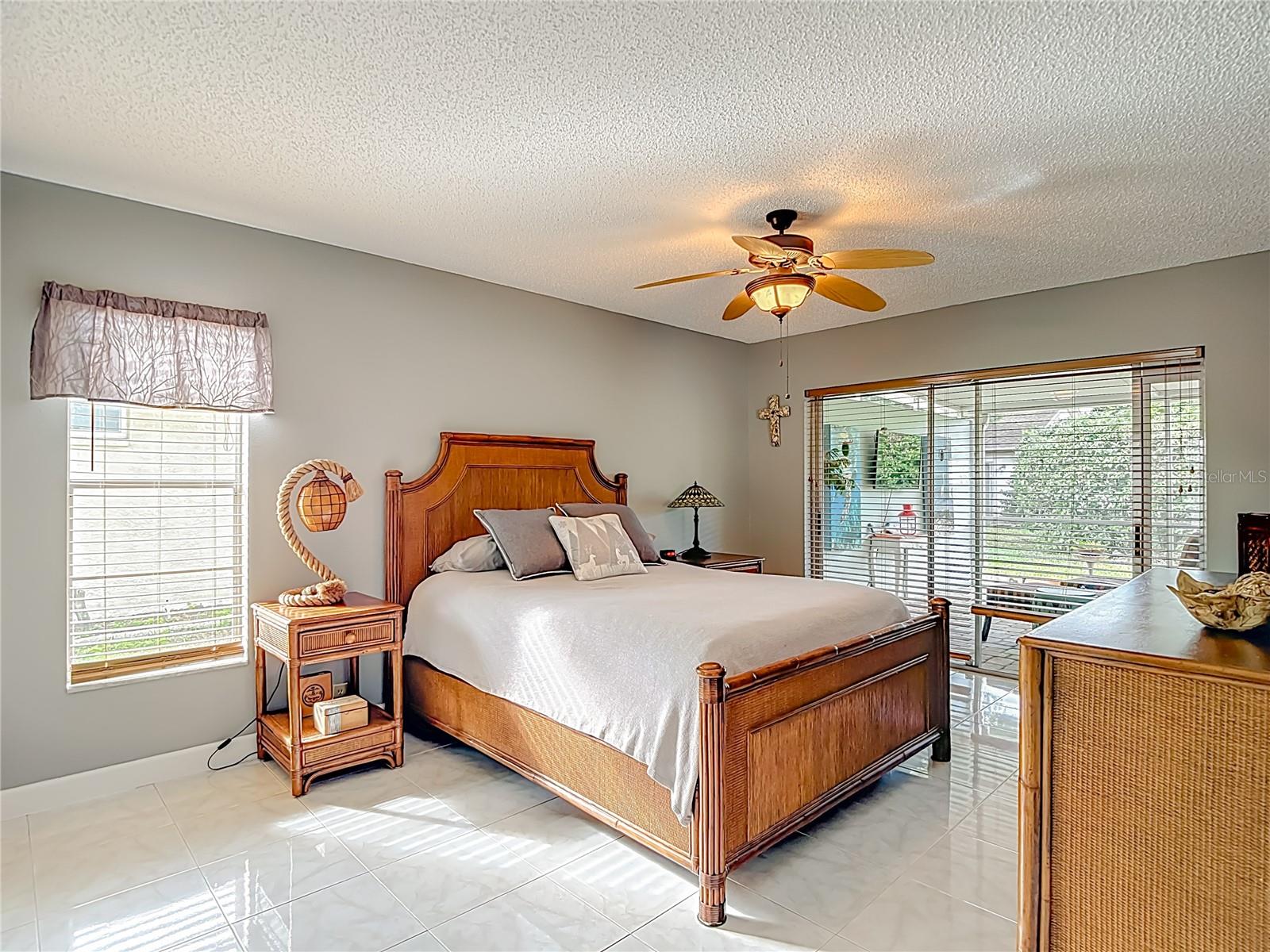 Image 21 of 44 For 3619 Player Drive