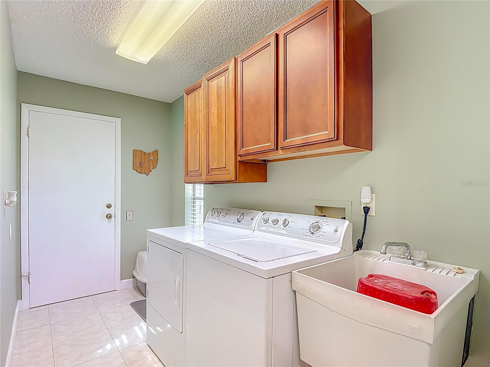 Image 31 of 44 For 3619 Player Drive