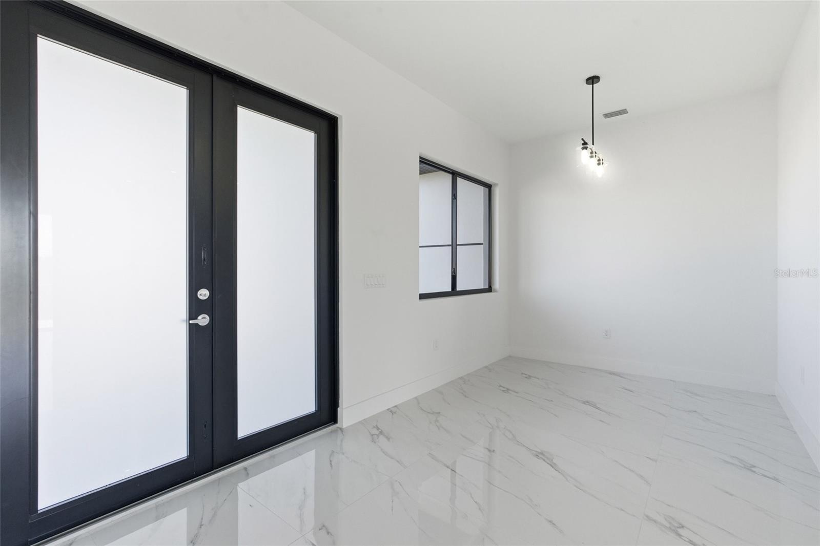 Image 16 of 71 For 2626 15th Street