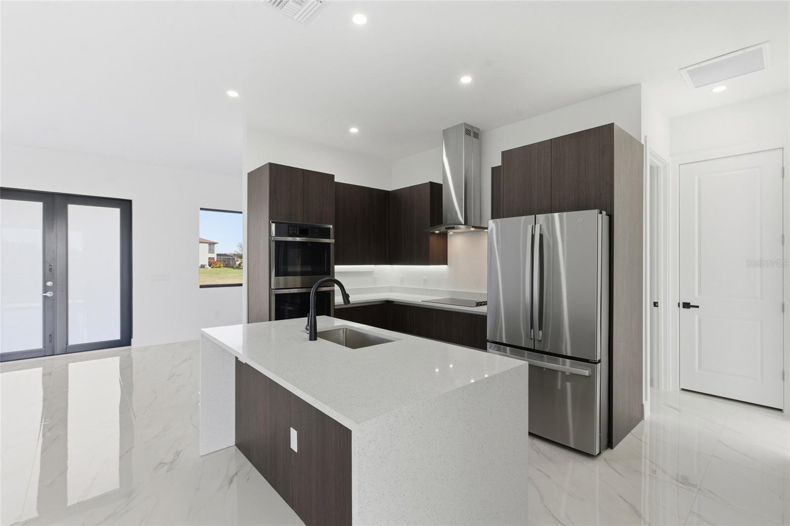 Image 27 of 71 For 2626 15th Street