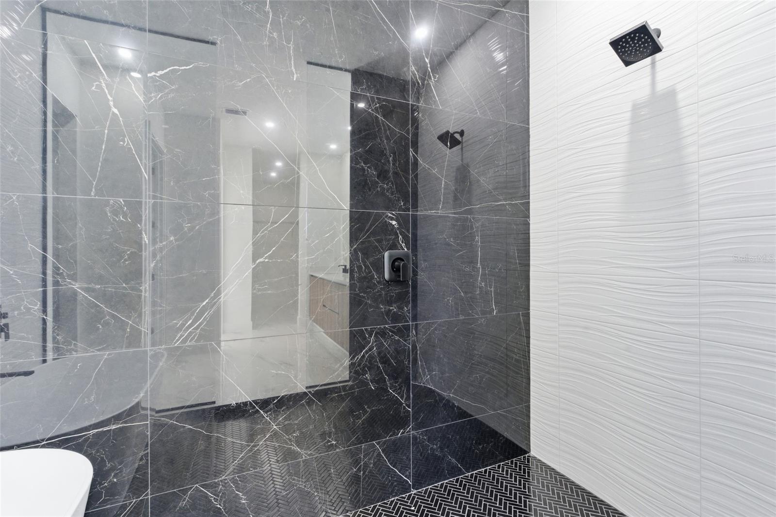 Image 40 of 71 For 2626 15th Street