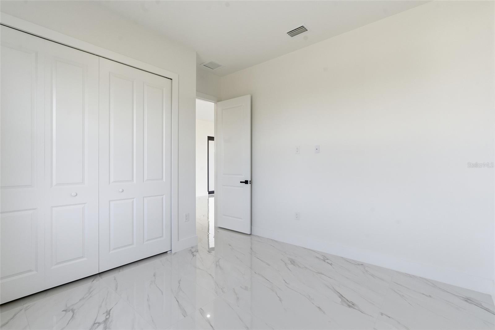 Image 48 of 71 For 2626 15th Street