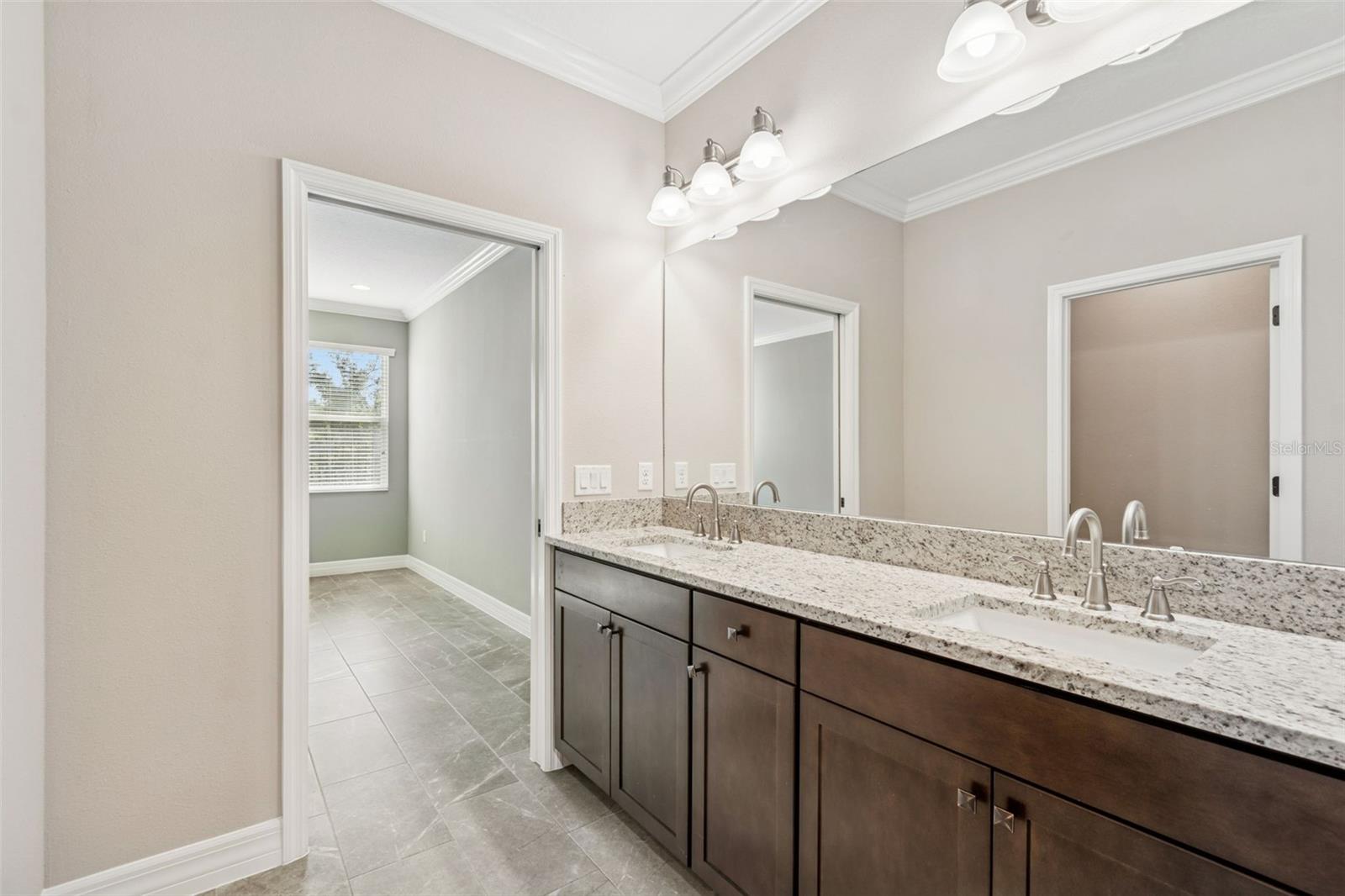 Image 18 of 70 For 345 Villa Corte Drive