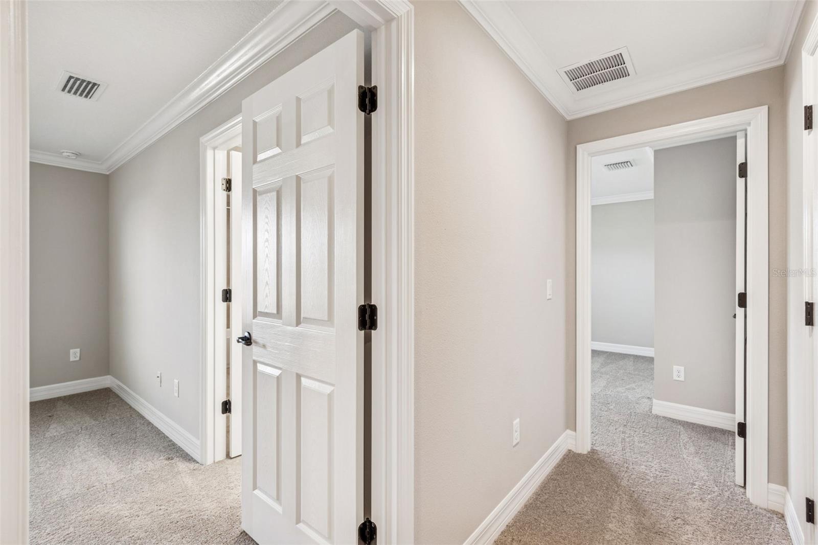 Image 23 of 70 For 345 Villa Corte Drive