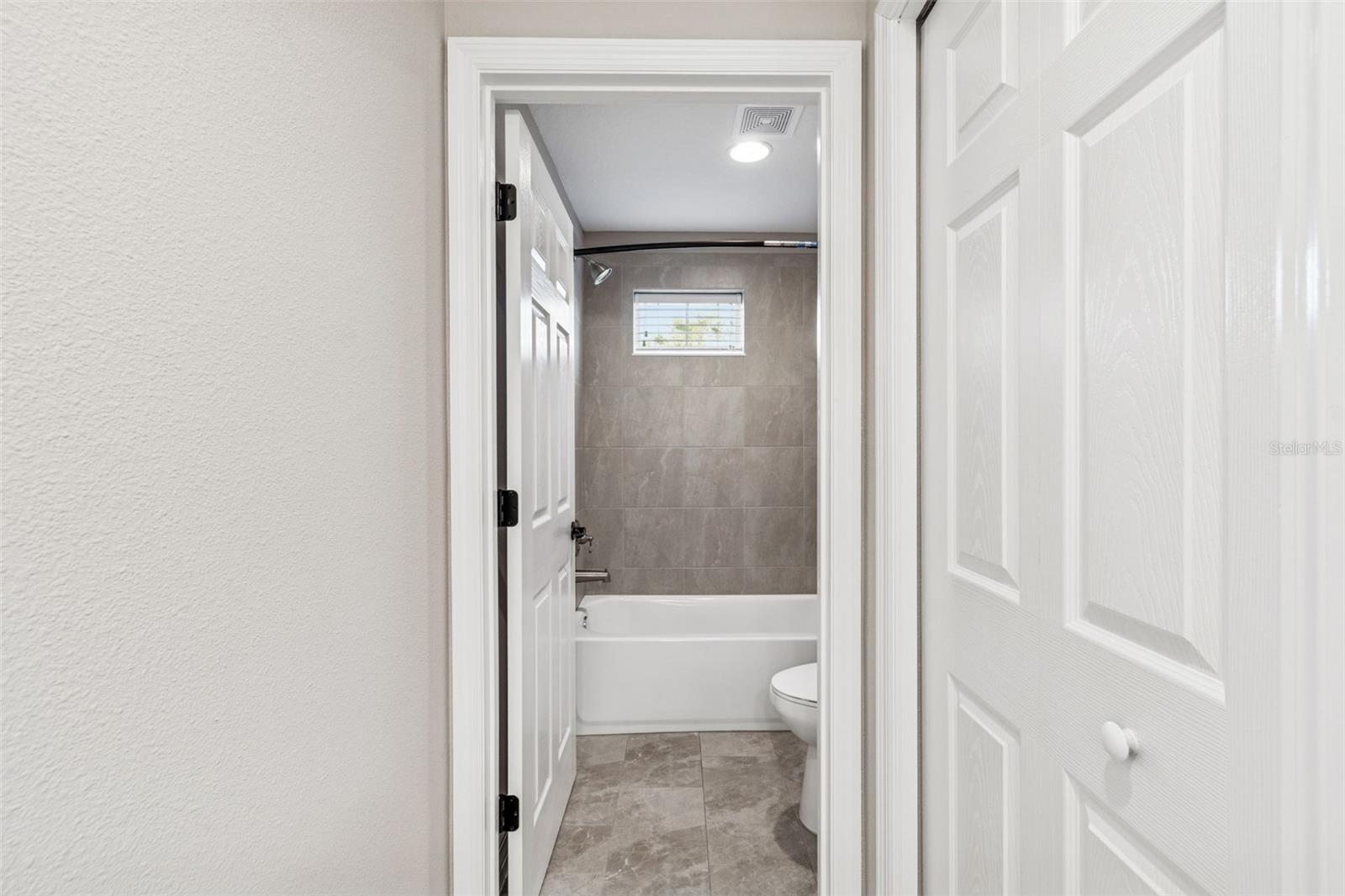 Image 31 of 70 For 345 Villa Corte Drive