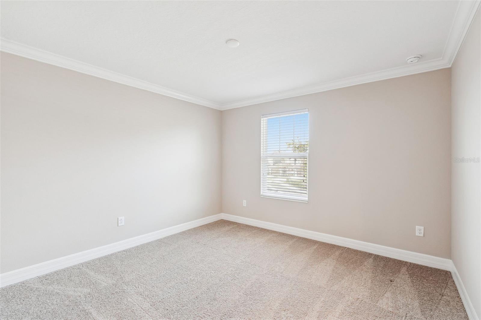 Image 34 of 70 For 345 Villa Corte Drive