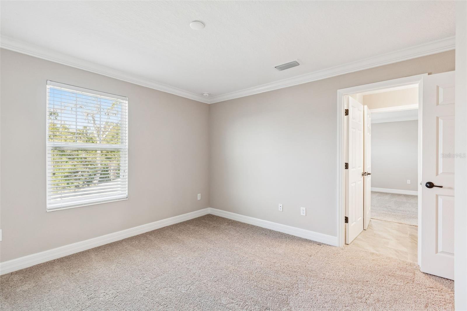 Image 37 of 70 For 345 Villa Corte Drive