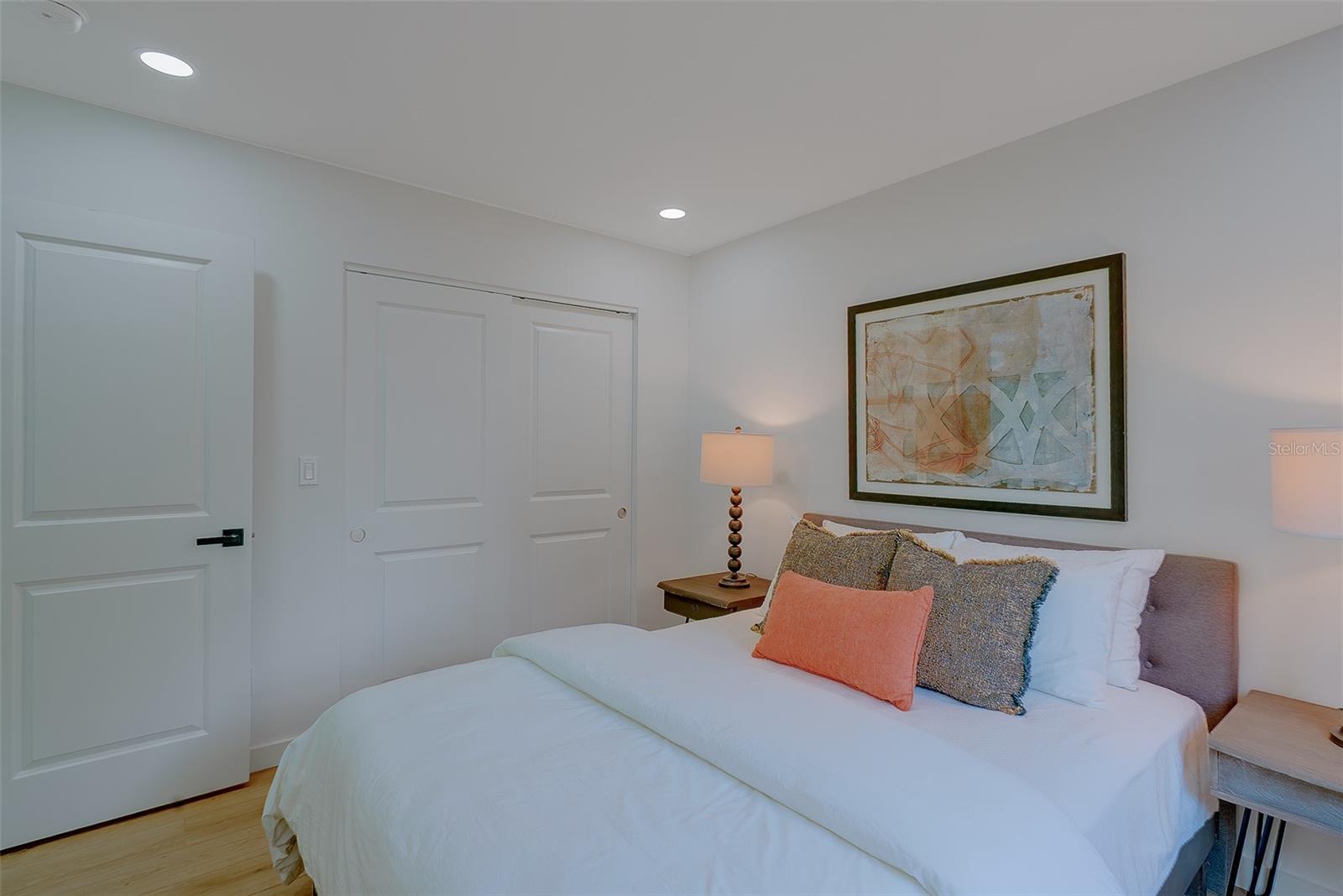 Image 21 of 65 For 1837 Sourwood Boulevard