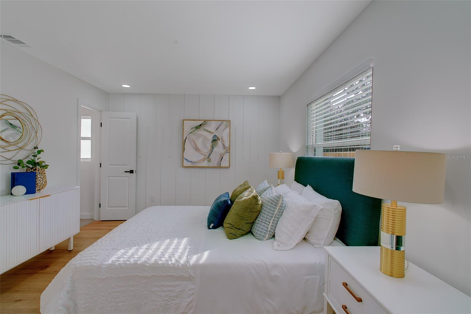 Image 29 of 65 For 1837 Sourwood Boulevard