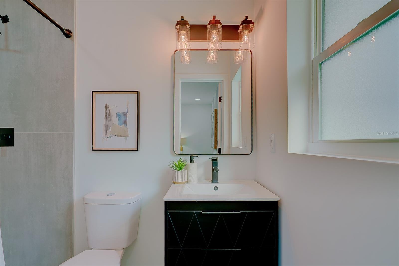 Image 32 of 65 For 1837 Sourwood Boulevard