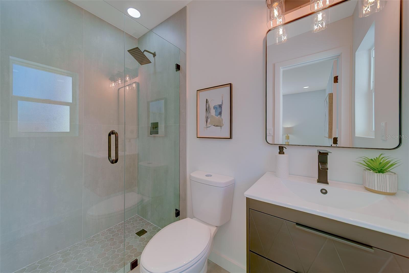 Image 33 of 65 For 1837 Sourwood Boulevard