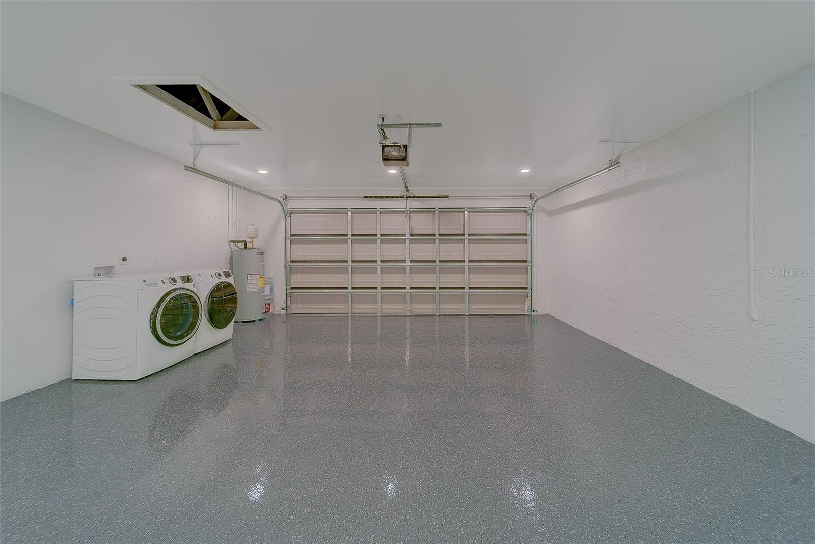 Image 38 of 65 For 1837 Sourwood Boulevard