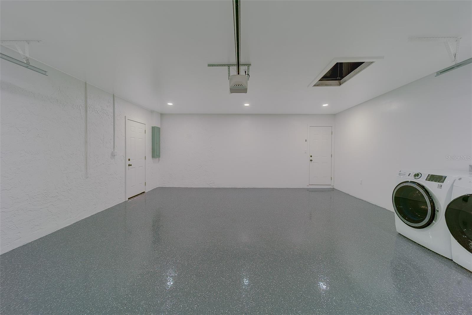 Image 39 of 65 For 1837 Sourwood Boulevard