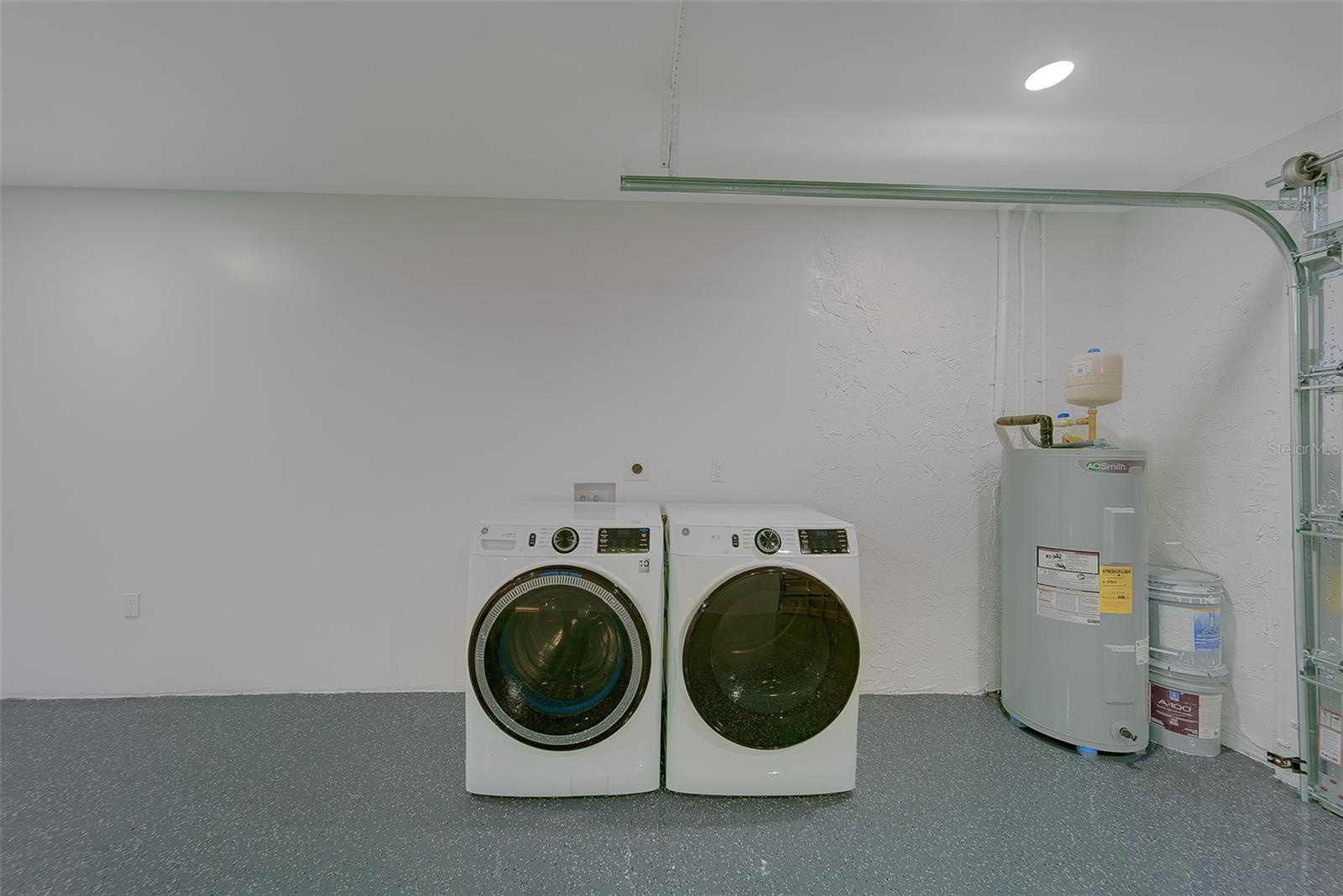 Image 40 of 65 For 1837 Sourwood Boulevard