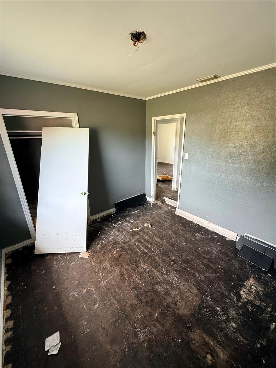 Image 7 of 18 For 40 Hall Street