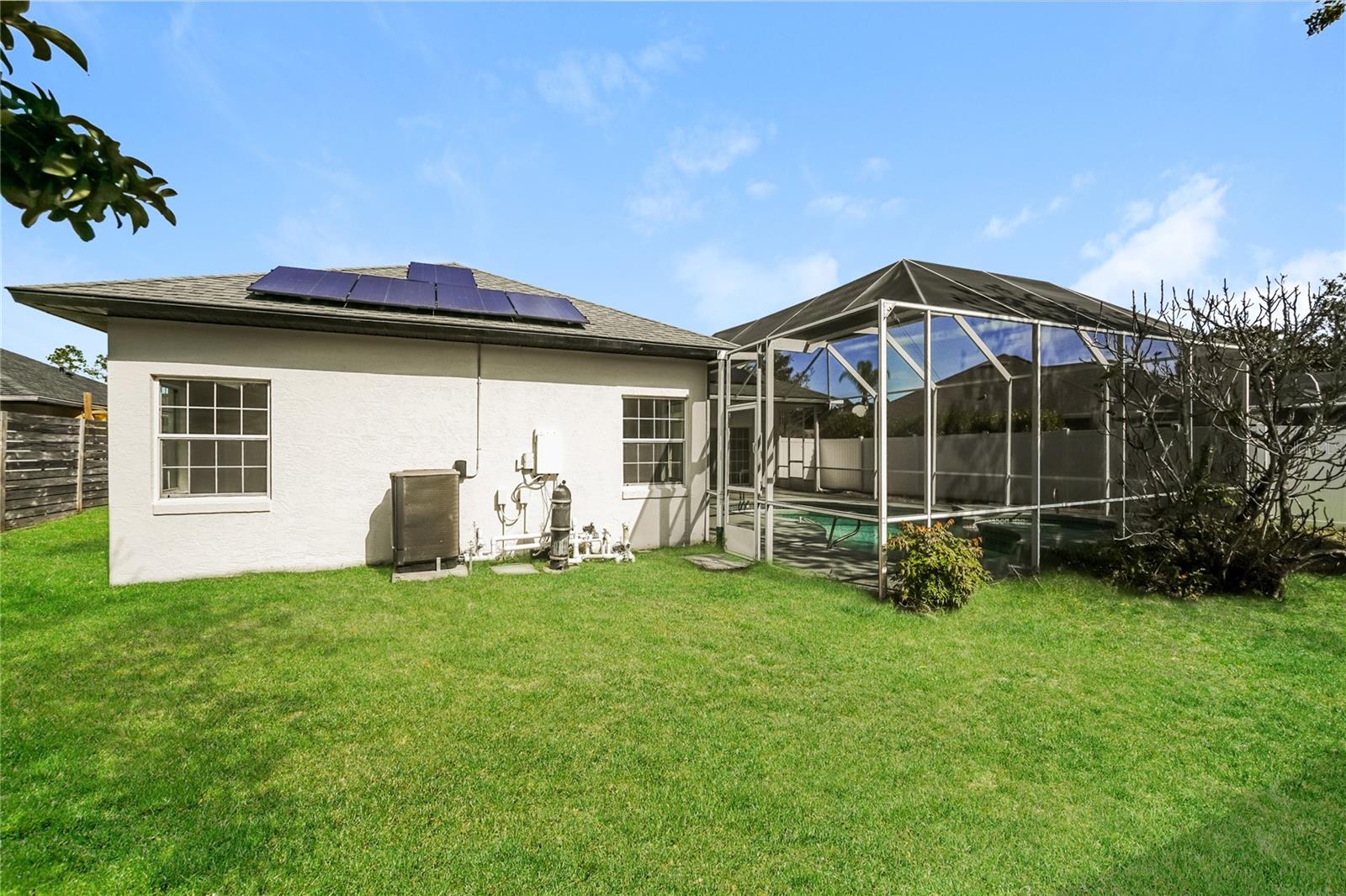 Image 19 of 20 For 71 Westcedar