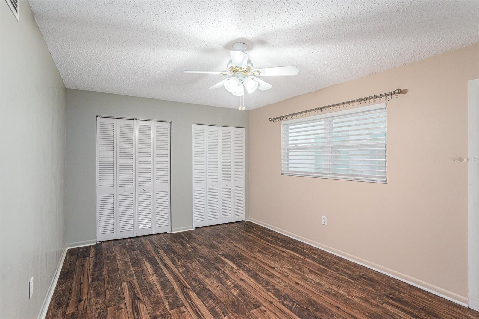 Image 16 of 23 For 1900 59th Avenue N 210