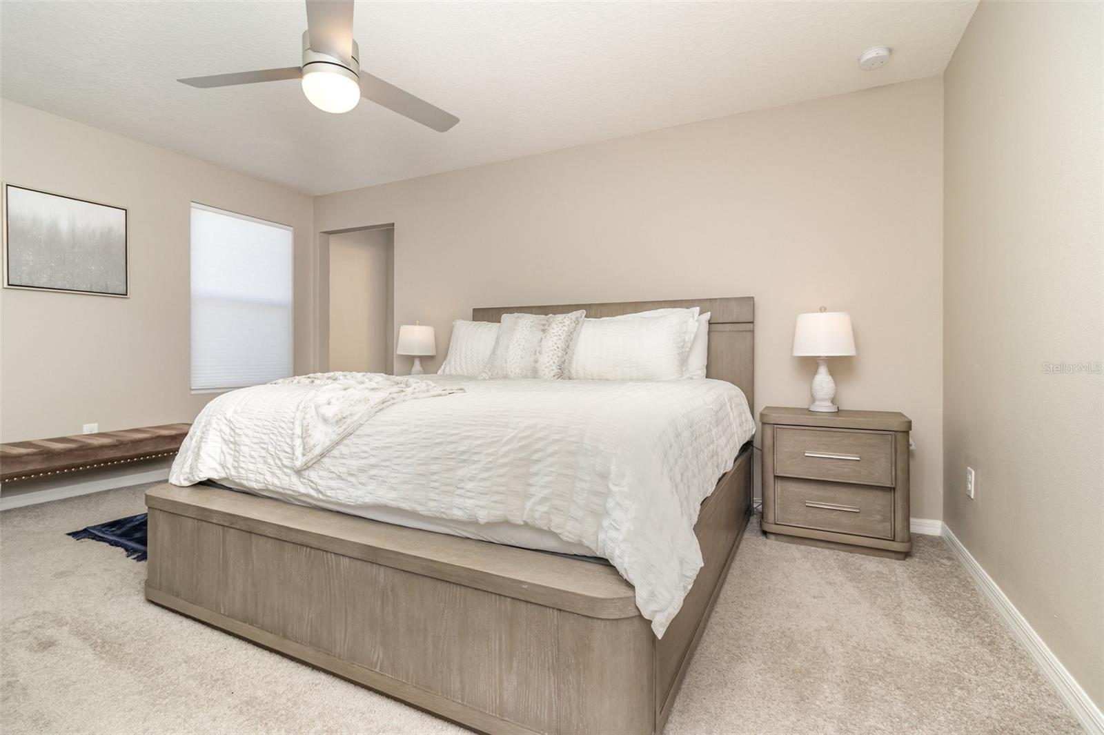 Image 15 of 36 For 2461 Avian Loop