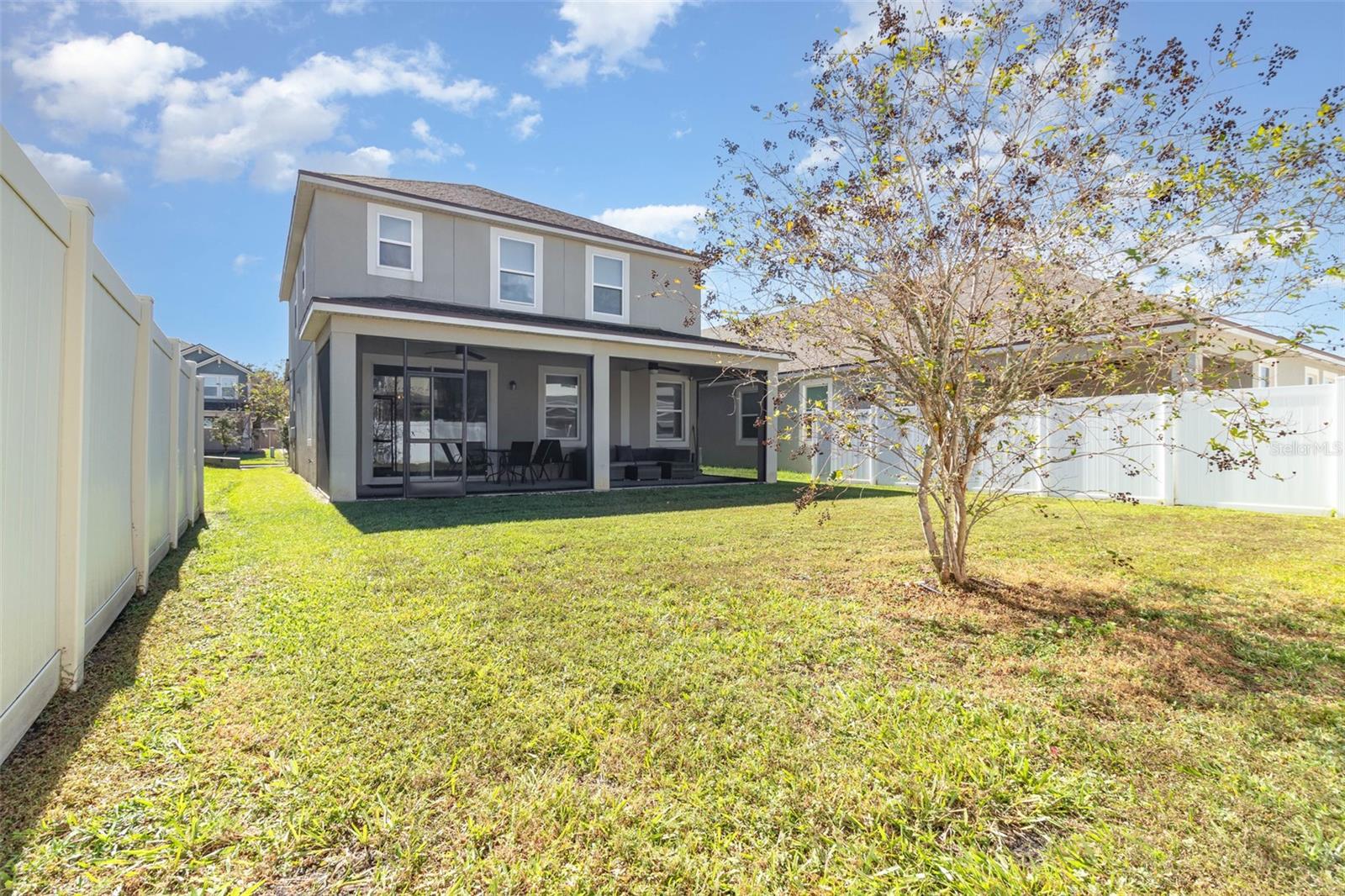 Image 26 of 36 For 2461 Avian Loop