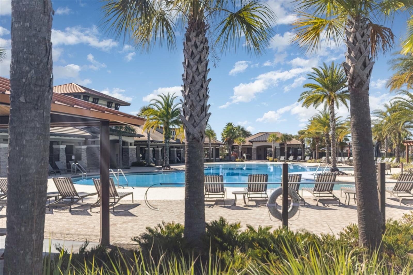 Image 32 of 36 For 2461 Avian Loop