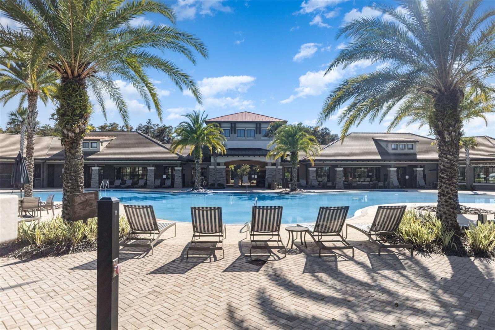 Image 33 of 36 For 2461 Avian Loop