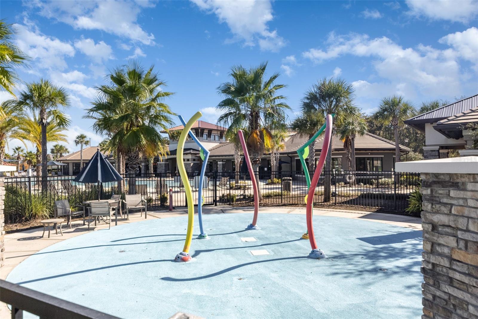 Image 34 of 36 For 2461 Avian Loop