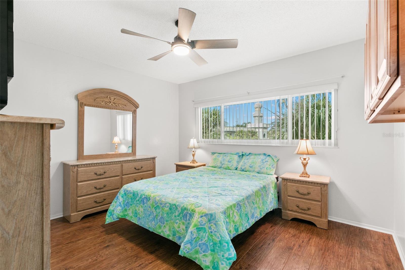 Image 23 of 32 For 2341 Haitian Drive 47