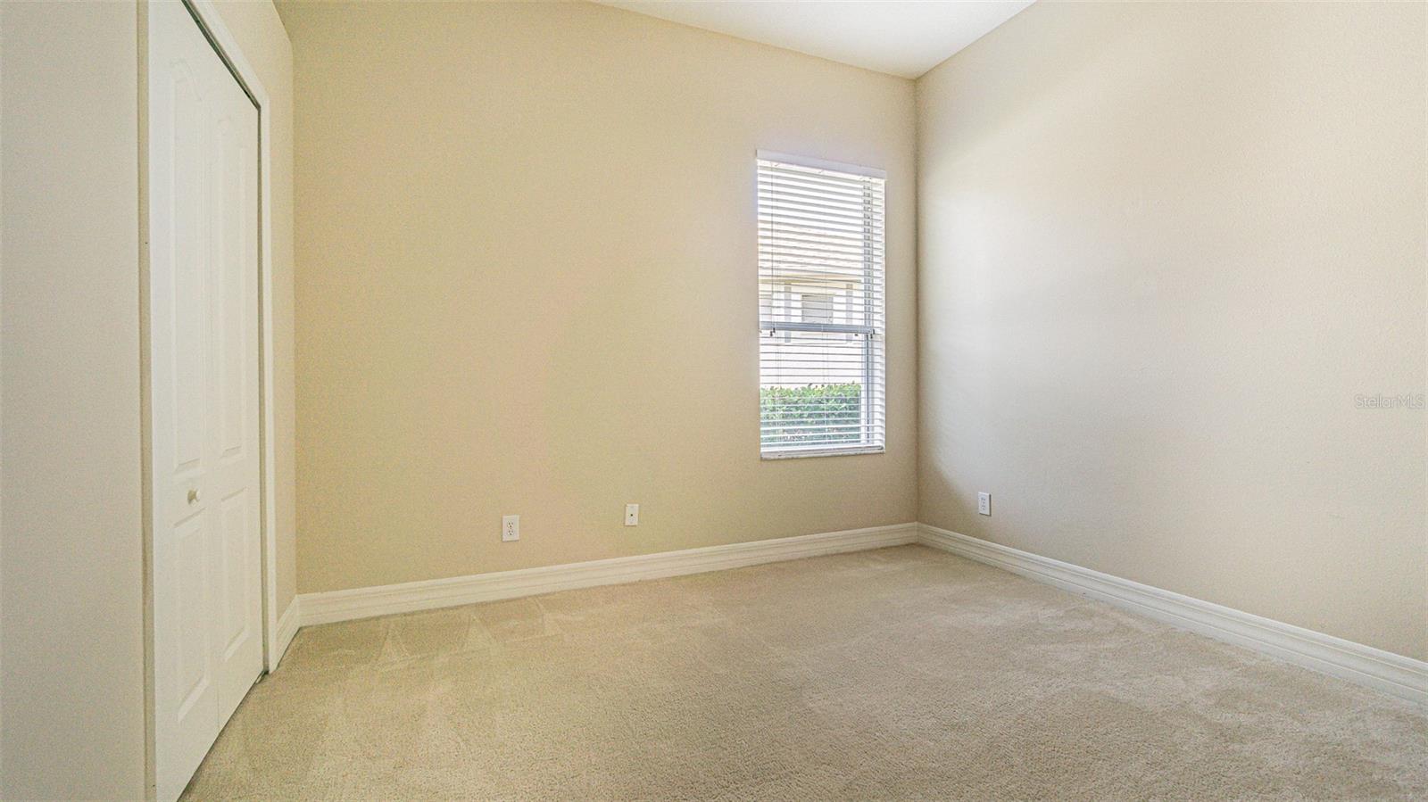 Image 14 of 37 For 20002 Heritage Point Drive