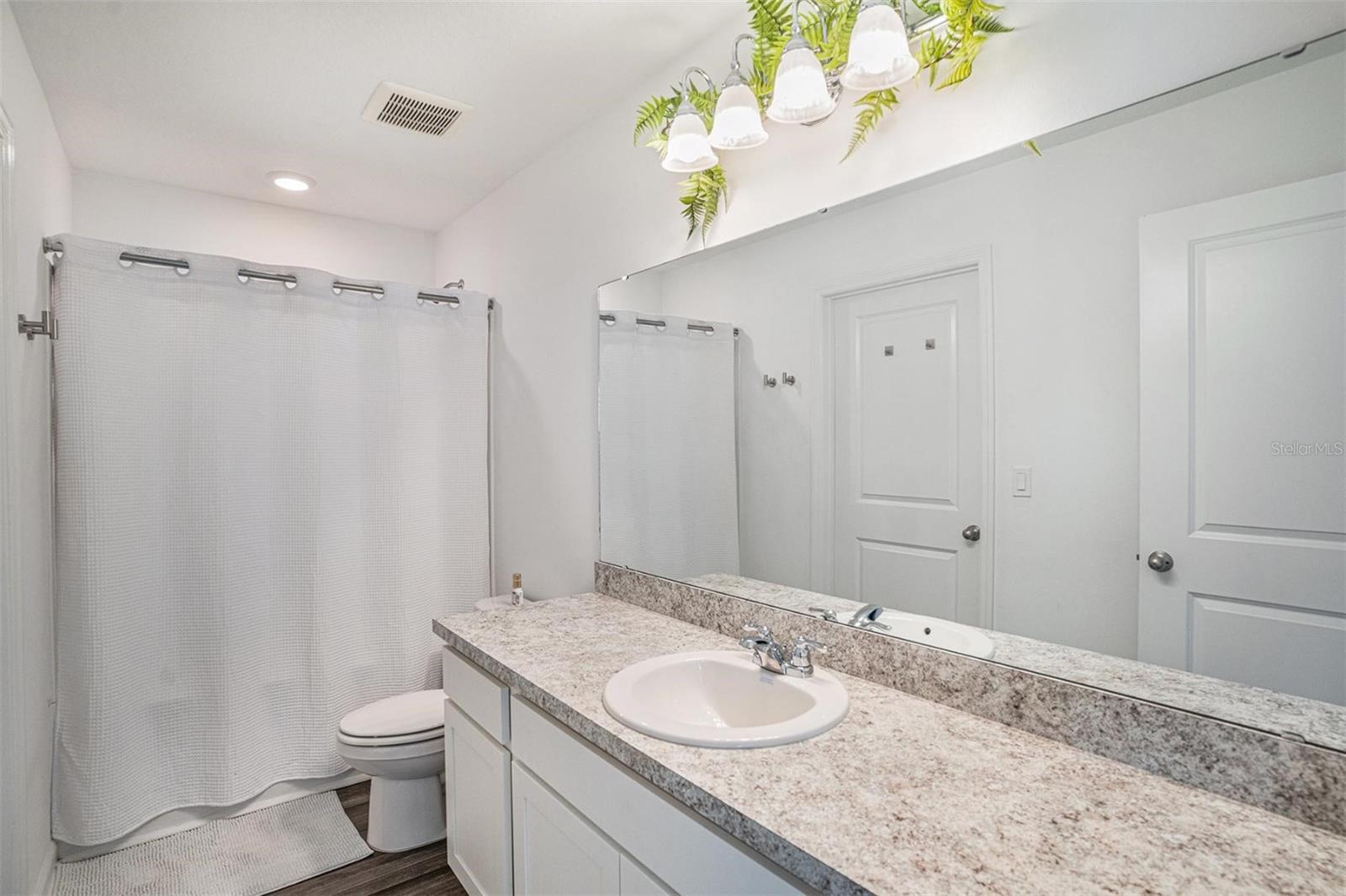 Image 13 of 28 For 11618 Kayleigh Court