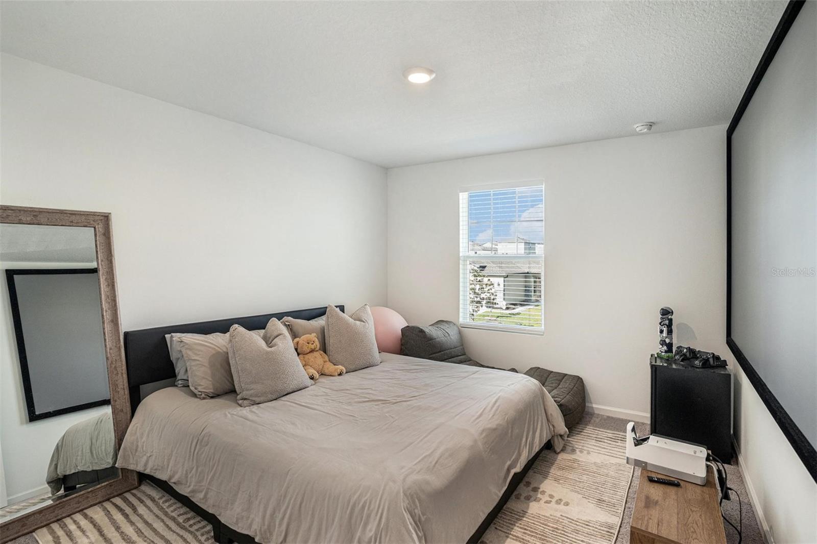 Image 18 of 28 For 11618 Kayleigh Court