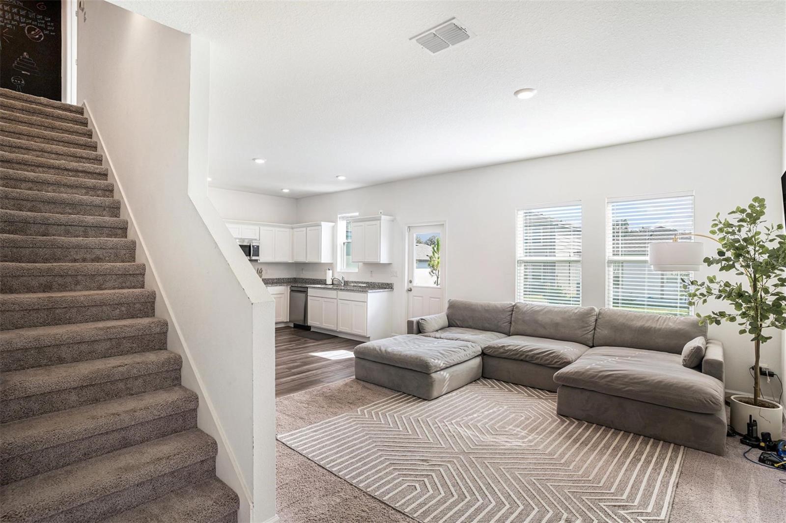 Image 4 of 28 For 11618 Kayleigh Court