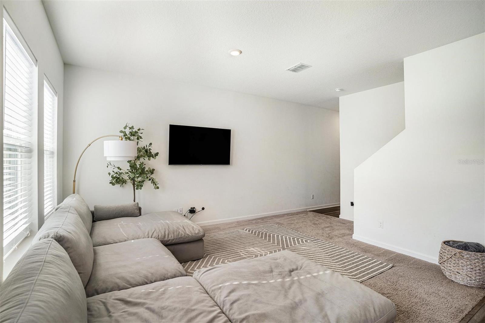 Image 5 of 28 For 11618 Kayleigh Court