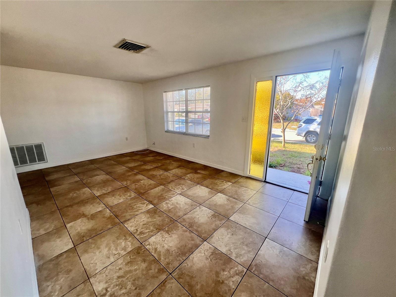 Image 4 of 16 For 9504 Richwood Lane