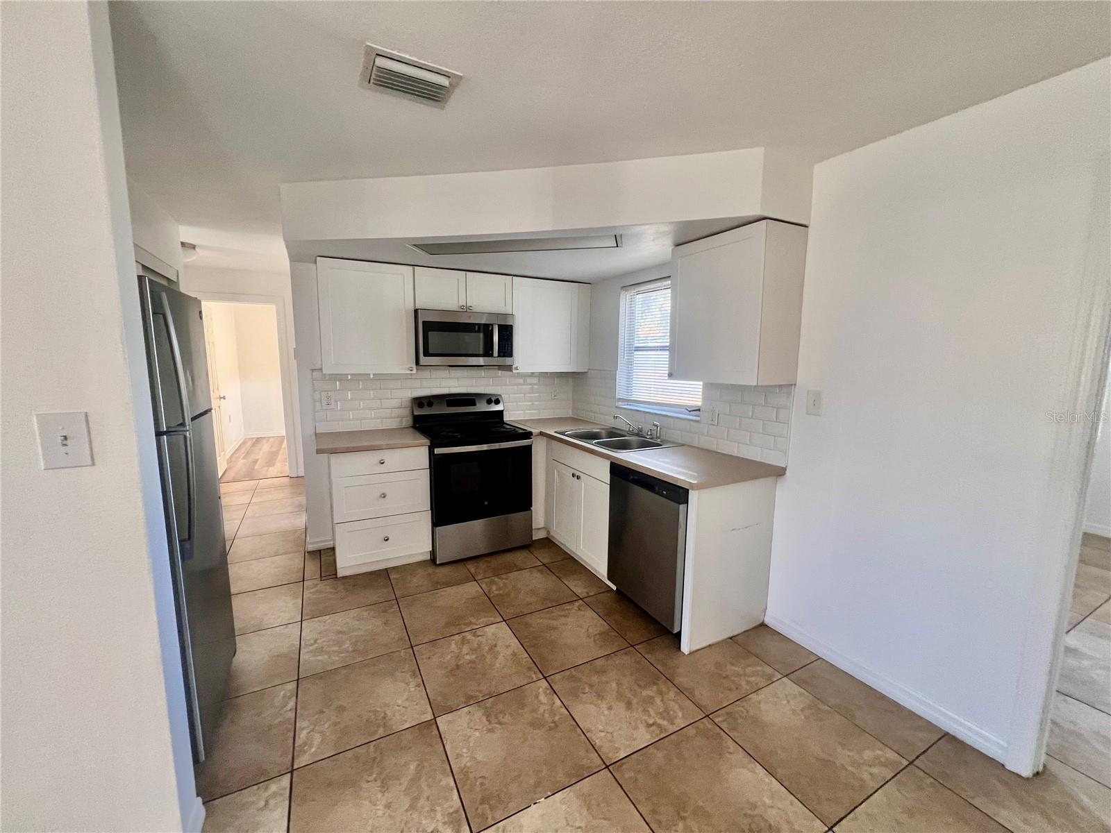 Image 5 of 16 For 9504 Richwood Lane