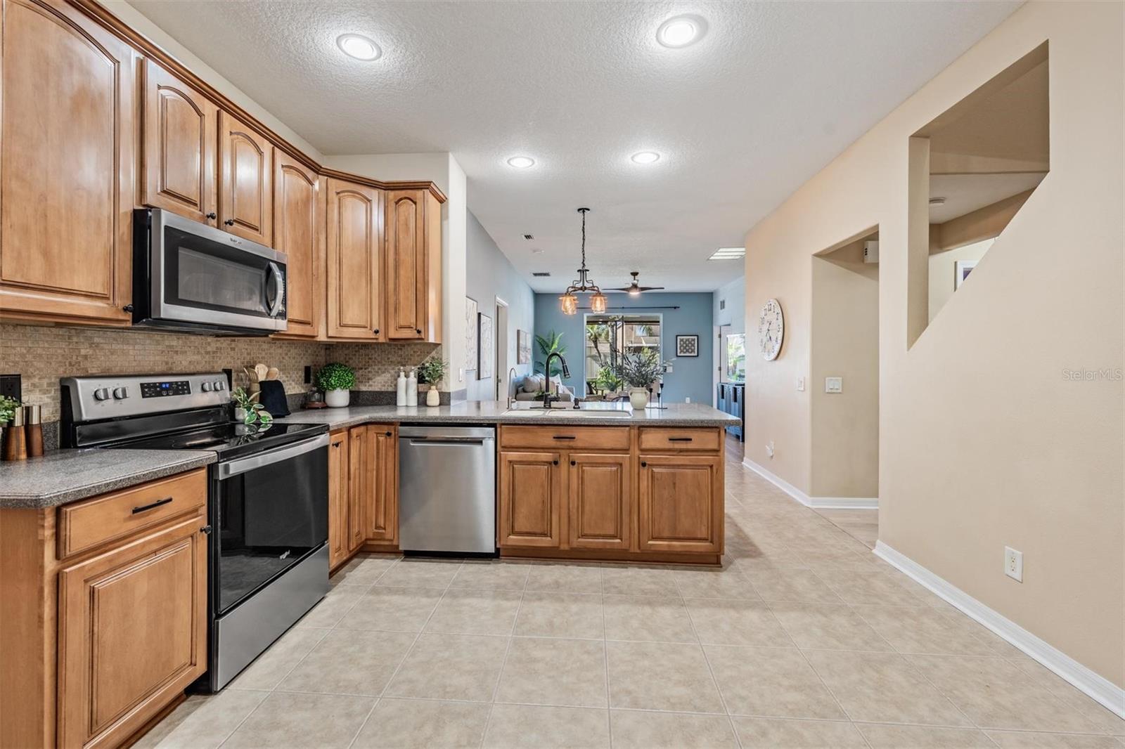 Image 16 of 53 For 15415 Dakota Sky Place