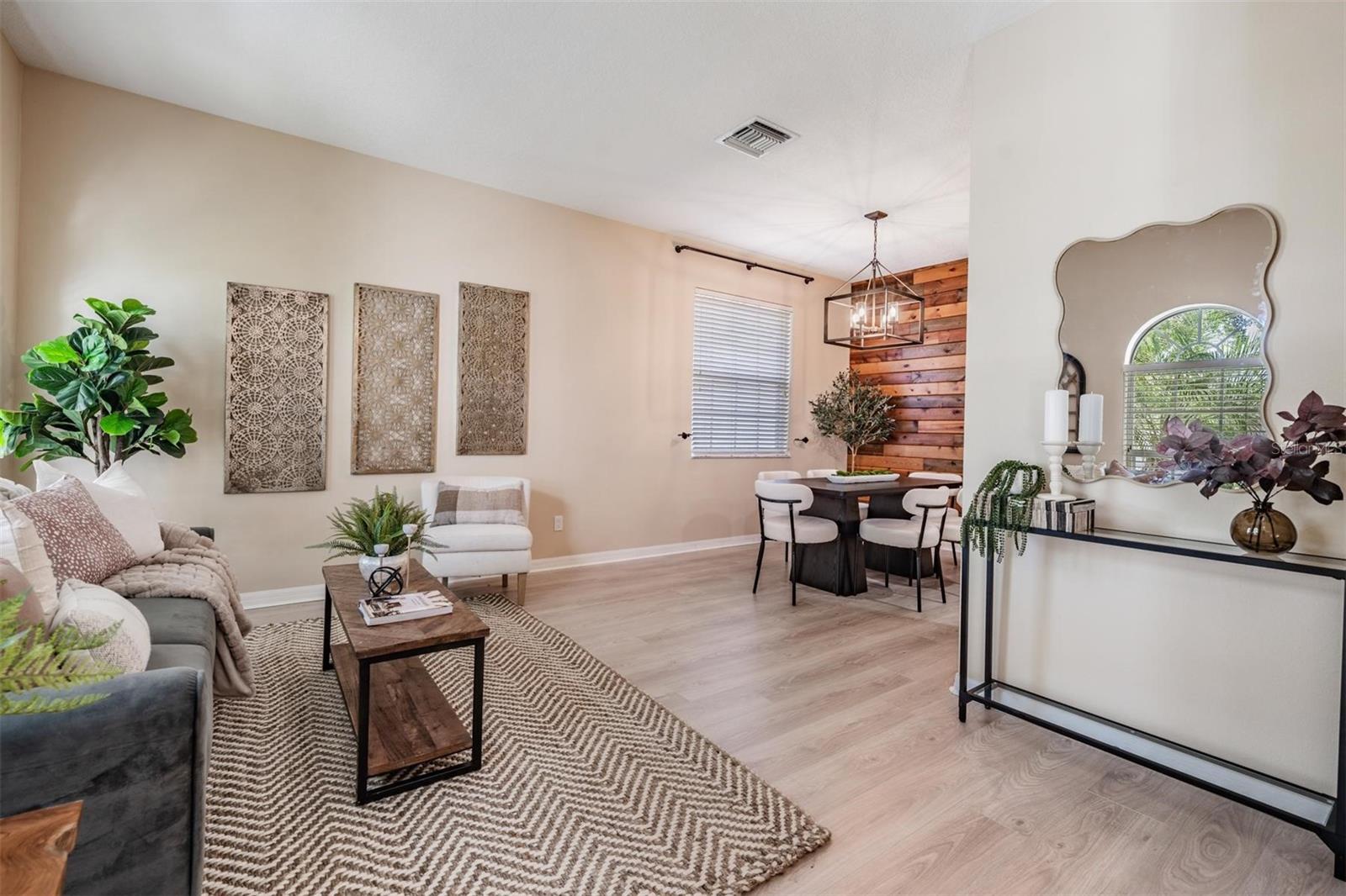 Image 9 of 53 For 15415 Dakota Sky Place