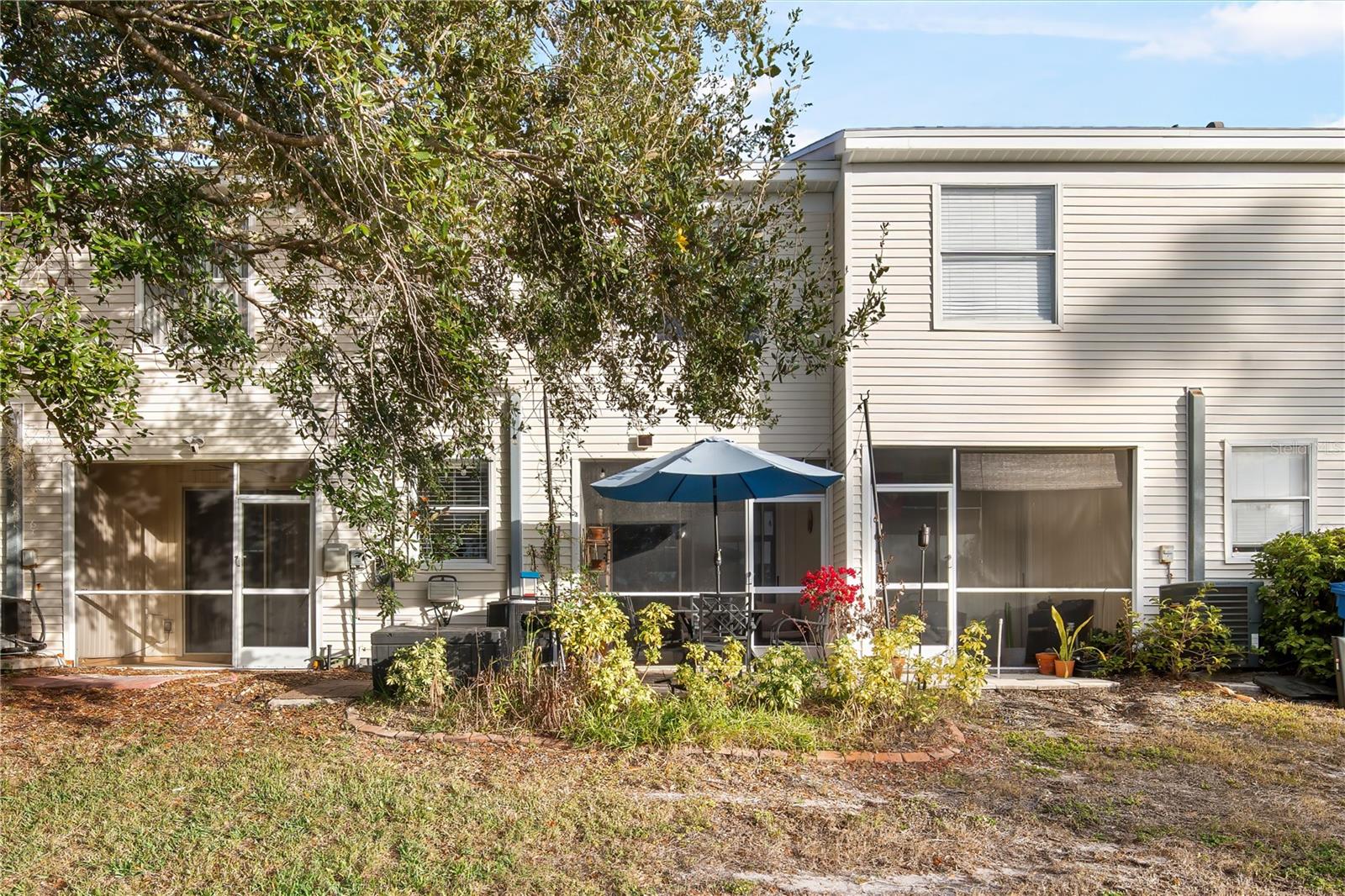 Listing photo id 19 for 12466 Country White Circle