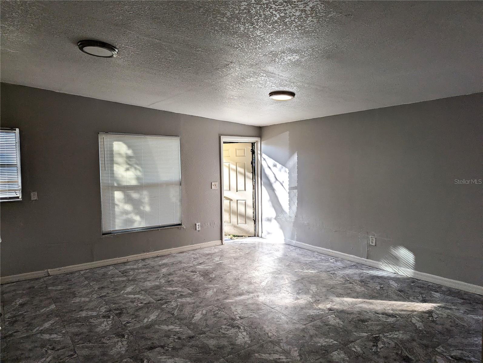 Image 2 of 17 For 8713 Mandarine Place