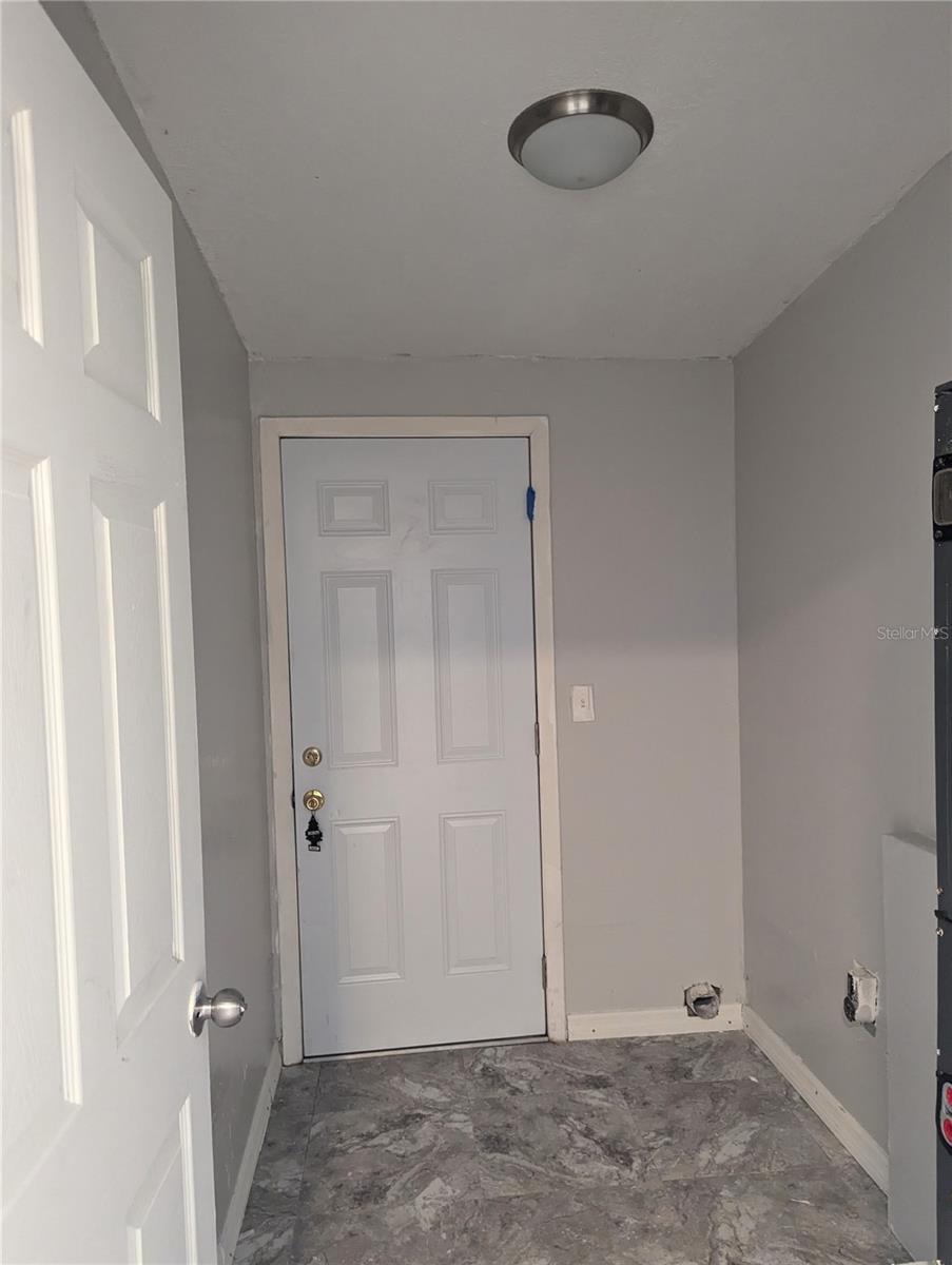 Image 7 of 17 For 8713 Mandarine Place